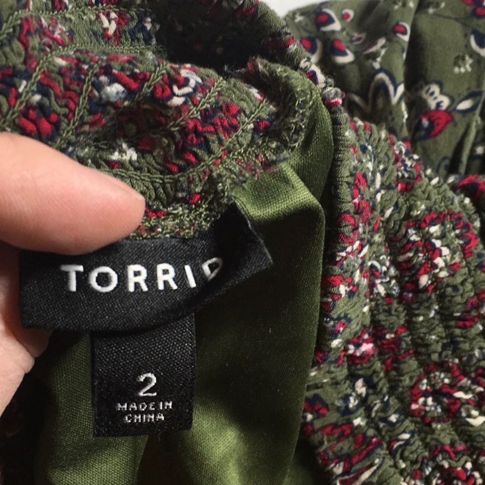 Torrid green Paisley Dress size 2 (2XL) EUC - Picture 5 of 6